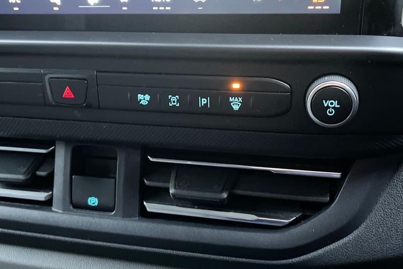 Used Ford Transit Custom 2025 for sale - 77532647: Photo 38