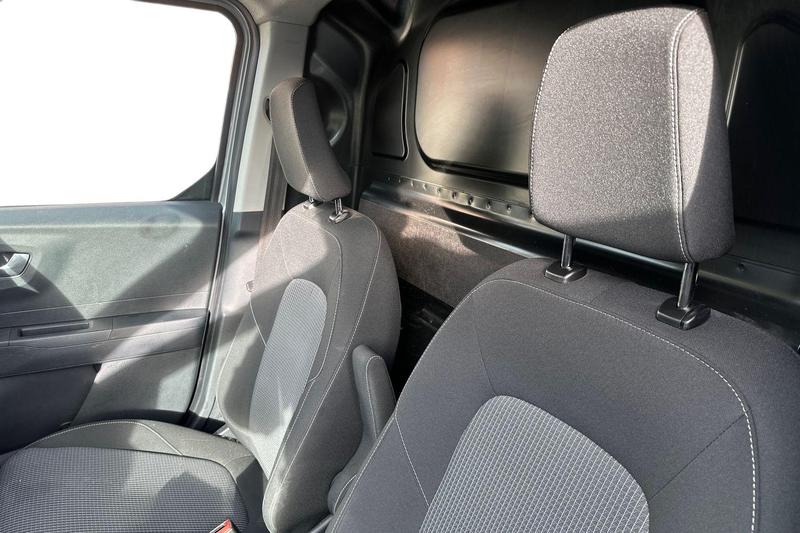 Used Ford Transit Courier 2024 for sale - 77427333: Photo 10