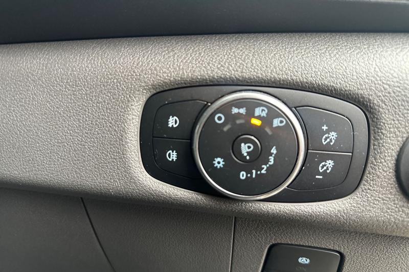 Used Ford E-Transit 2025 for sale - 76222565: Photo 15