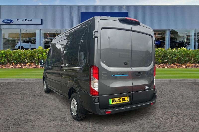Used Ford E-Transit 2025 for sale - 76222565: Photo 2