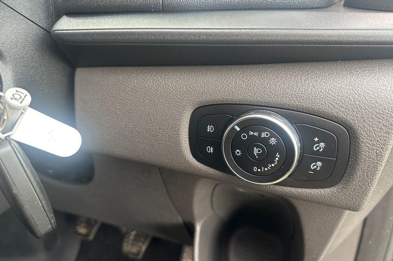 Used Ford Transit Custom 2020 for sale - 77840832: Photo 15