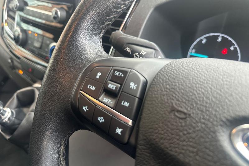 Used Ford Transit Custom 2020 for sale - 77840832: Photo 30