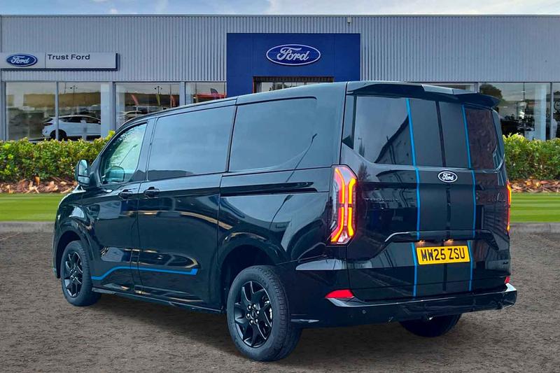 Used Ford Transit Custom 2025 for sale - 76782434: Photo 2