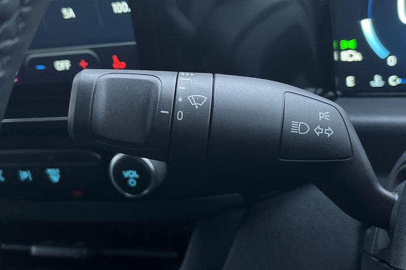 Used Ford Transit Custom 2025 for sale - 76782434: Photo 28