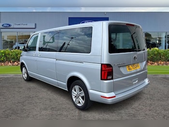 Used Volkswagen Transporter Shuttle 2020 for sale - 79421334: Photo