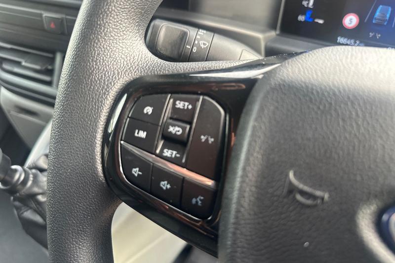 Used Ford Transit Custom 2024 for sale - 77641469: Photo 16