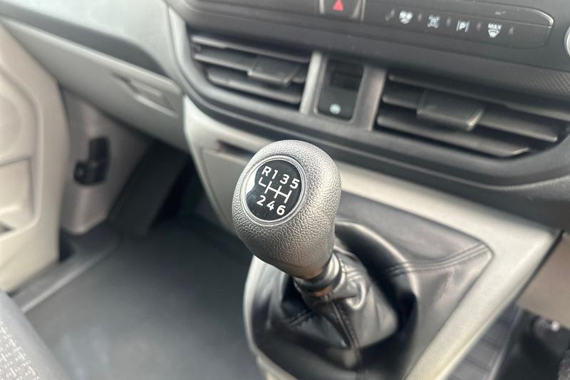 Used Ford Transit Custom 2024 for sale - 77641469: Photo 18