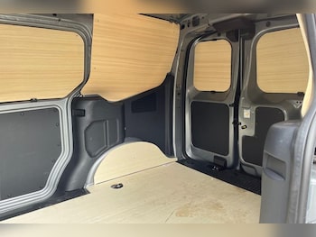 Used Ford Transit Courier 2025 for sale - 78592598: Photo