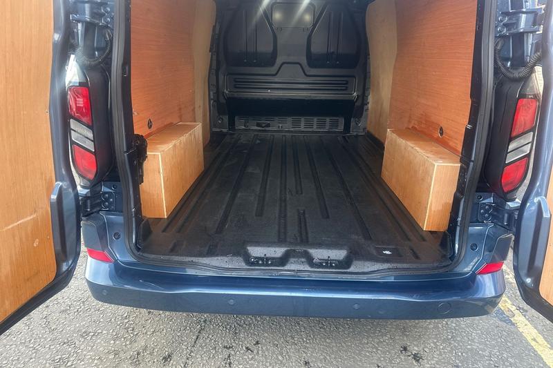 Used Ford Transit Custom 2024 for sale - 77935014: Photo 6