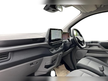 Used Ford Tourneo Custom 2024 for sale - 78513403: Photo