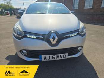 Used Renault Clio 2015 for sale - 74607013: Photo