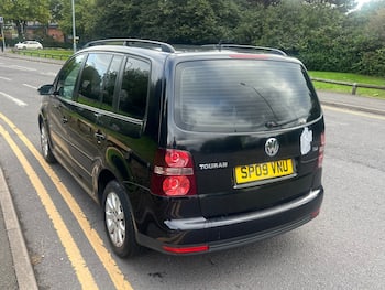 Used Volkswagen Touran 2009 for sale - 79835180: Photo