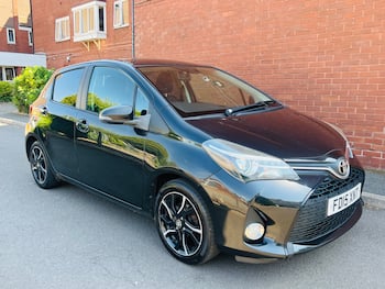 Used Toyota Yaris 2015 for sale - 79668653: Photo