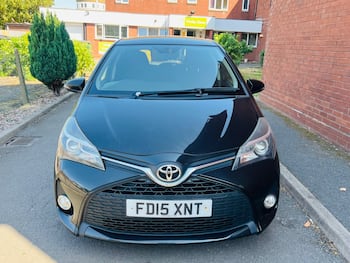 Used Toyota Yaris 2015 for sale - 79668653: Photo