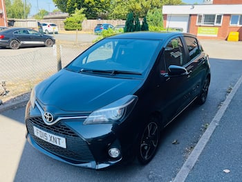 Used Toyota Yaris 2015 for sale - 79668653: Photo