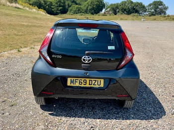 Used Toyota AYGO 2019 for sale - 79307609: Photo
