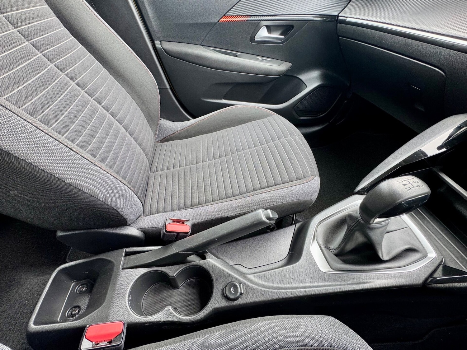 Used Peugeot 208 2022 for sale - 77820353: Photo 35