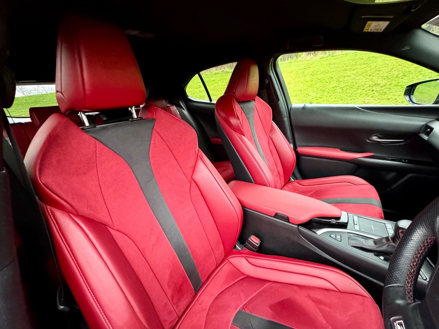 Used Lexus UX 2020 for sale - 76982642: Photo 18