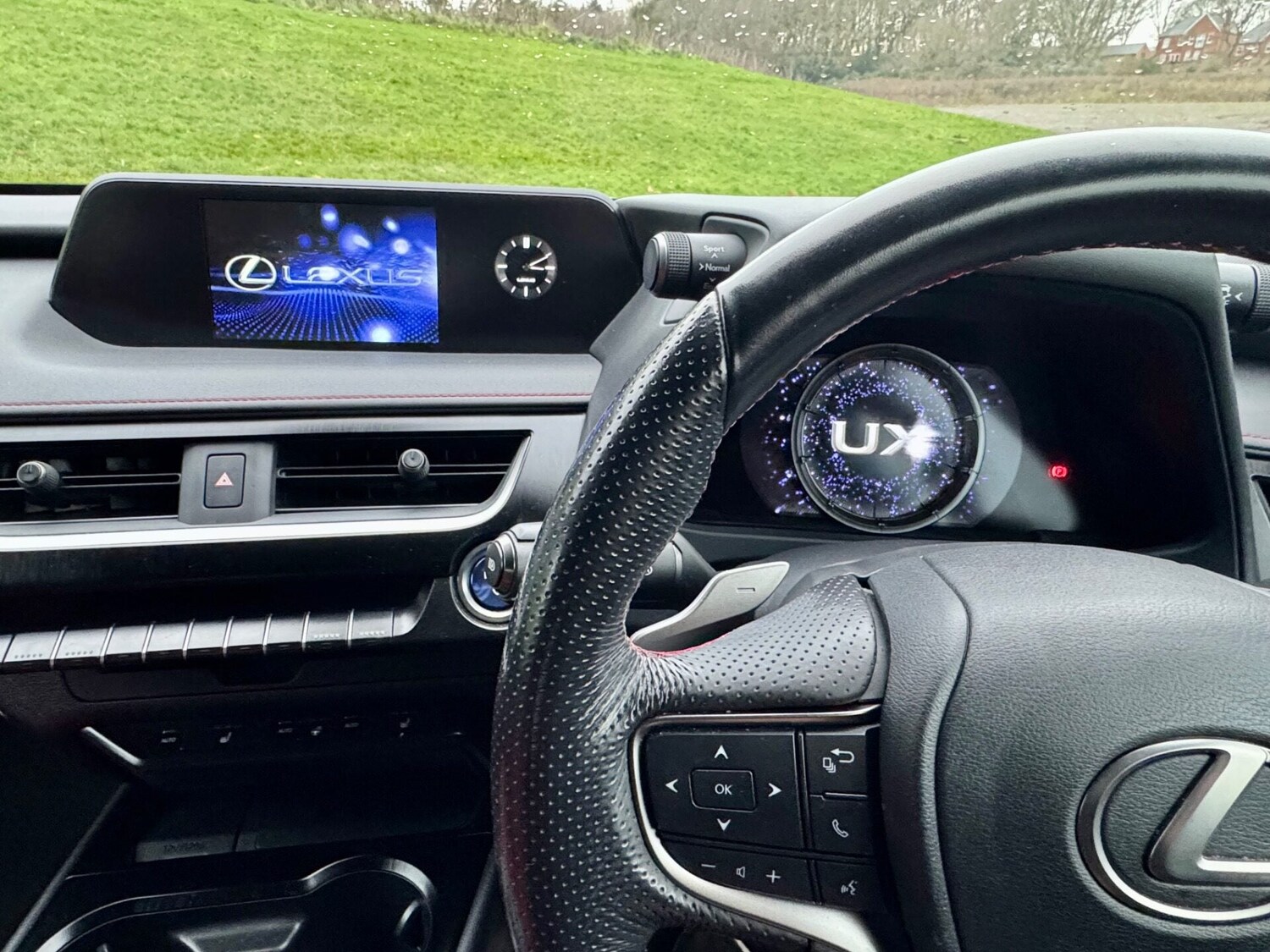 Used Lexus UX 2020 for sale - 76982642: Photo 22