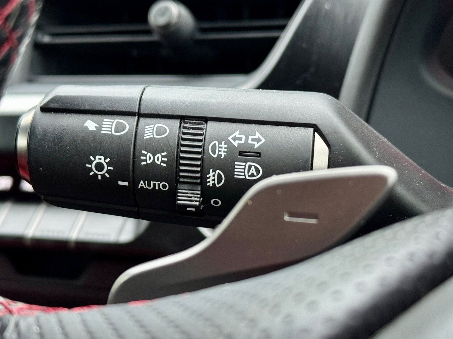 Used Lexus UX 2020 for sale - 76982642: Photo 26