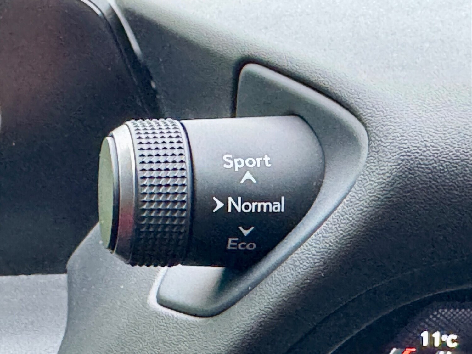 Used Lexus UX 2020 for sale - 76982642: Photo 28