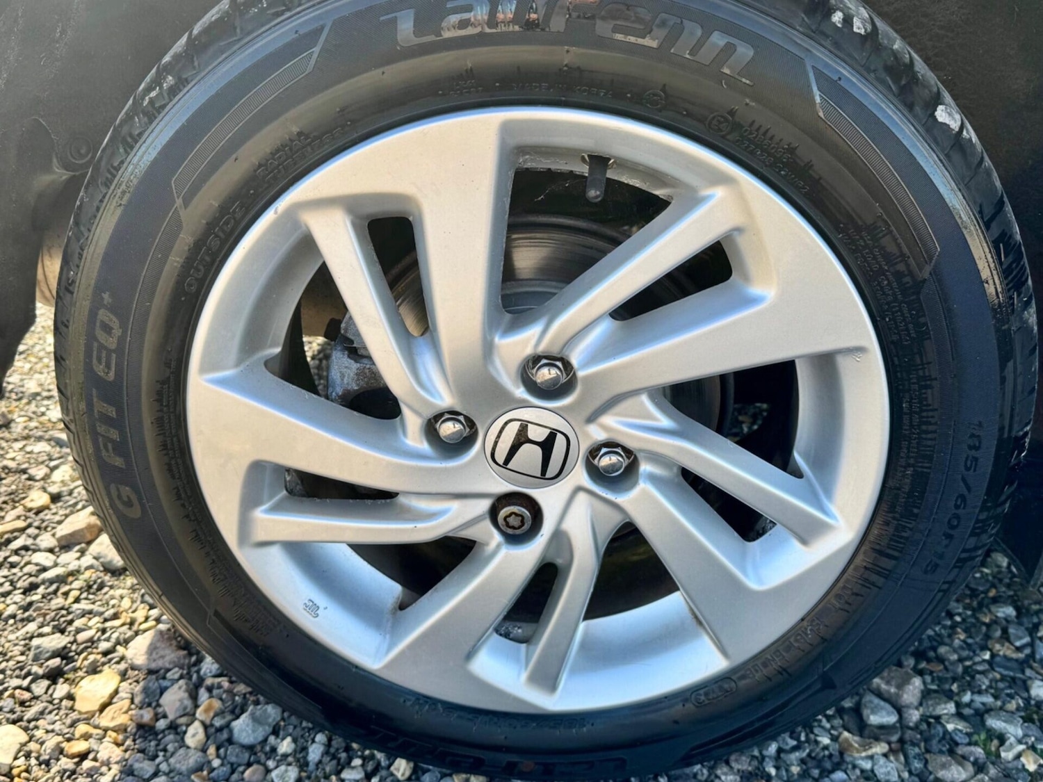 Used Honda Jazz 2015 for sale - 76710629: Photo 15