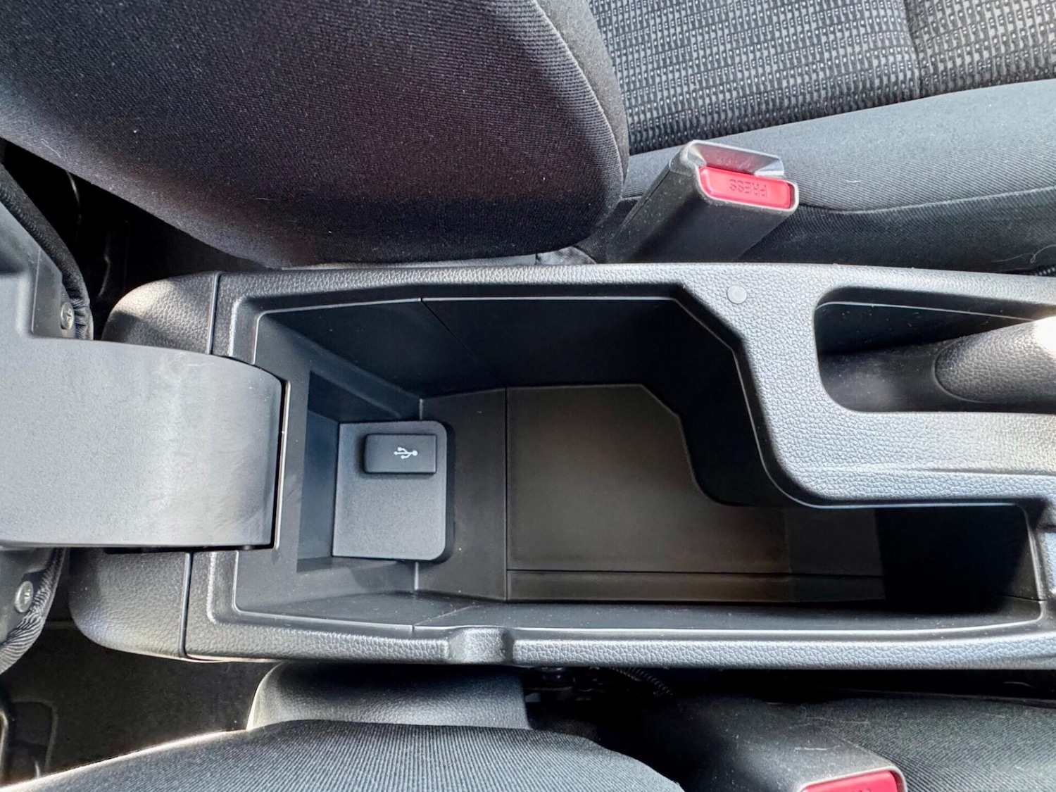 Used Honda Jazz 2015 for sale - 76710629: Photo 45