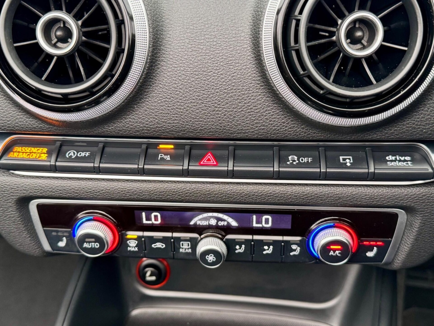 Used Audi A3 2015 for sale - 76776524: Photo 31