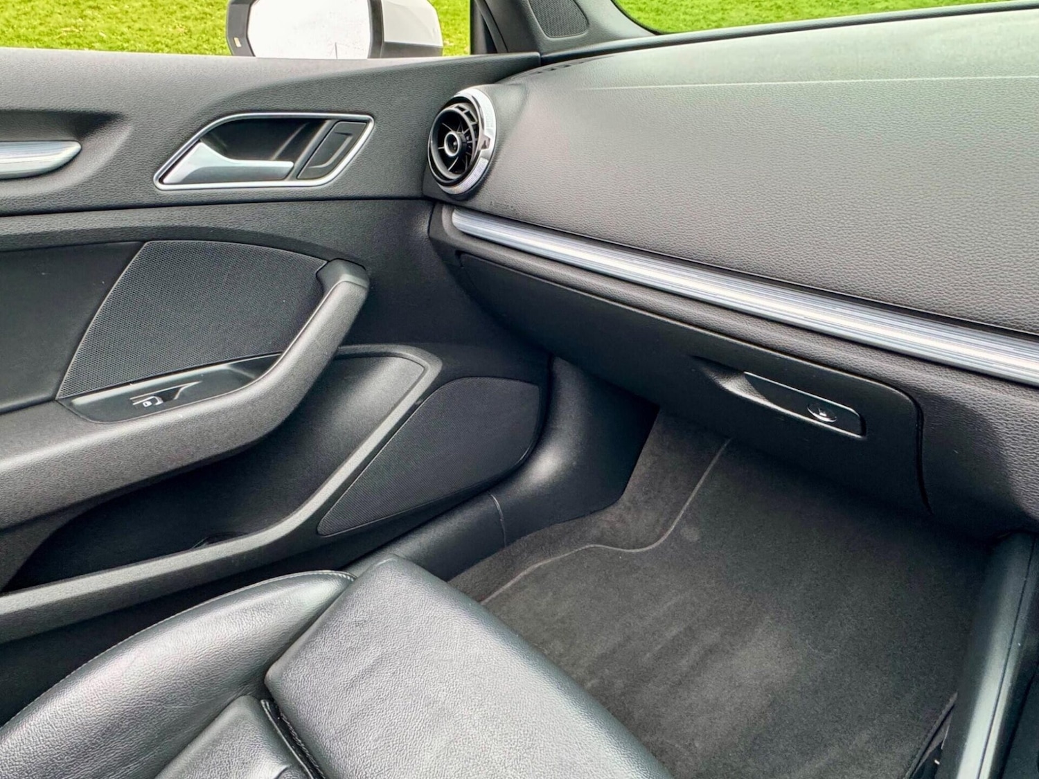 Used Audi A3 2015 for sale - 76776524: Photo 40