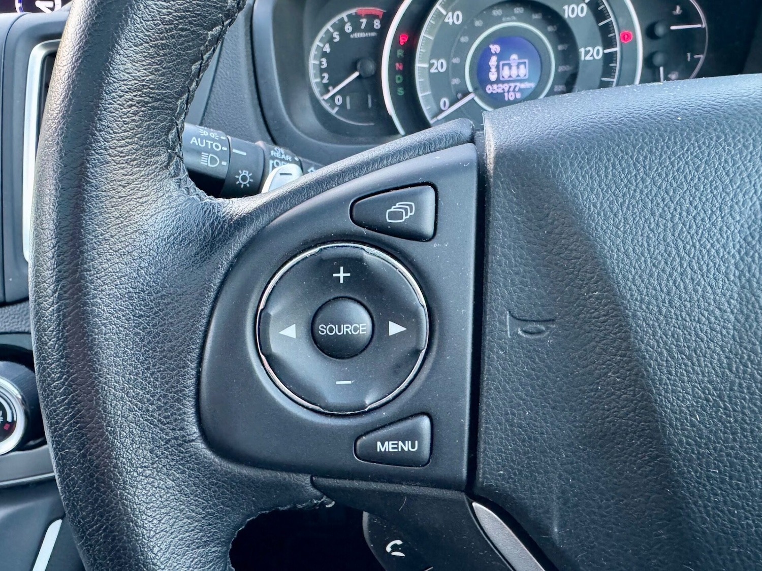 Used Honda CR-V 2017 for sale - 76906183: Photo 24