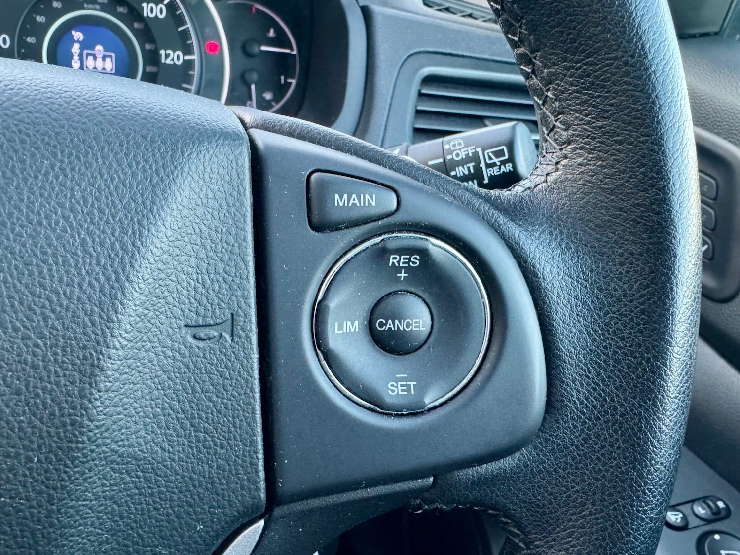 Used Honda CR-V 2017 for sale - 76906183: Photo 25