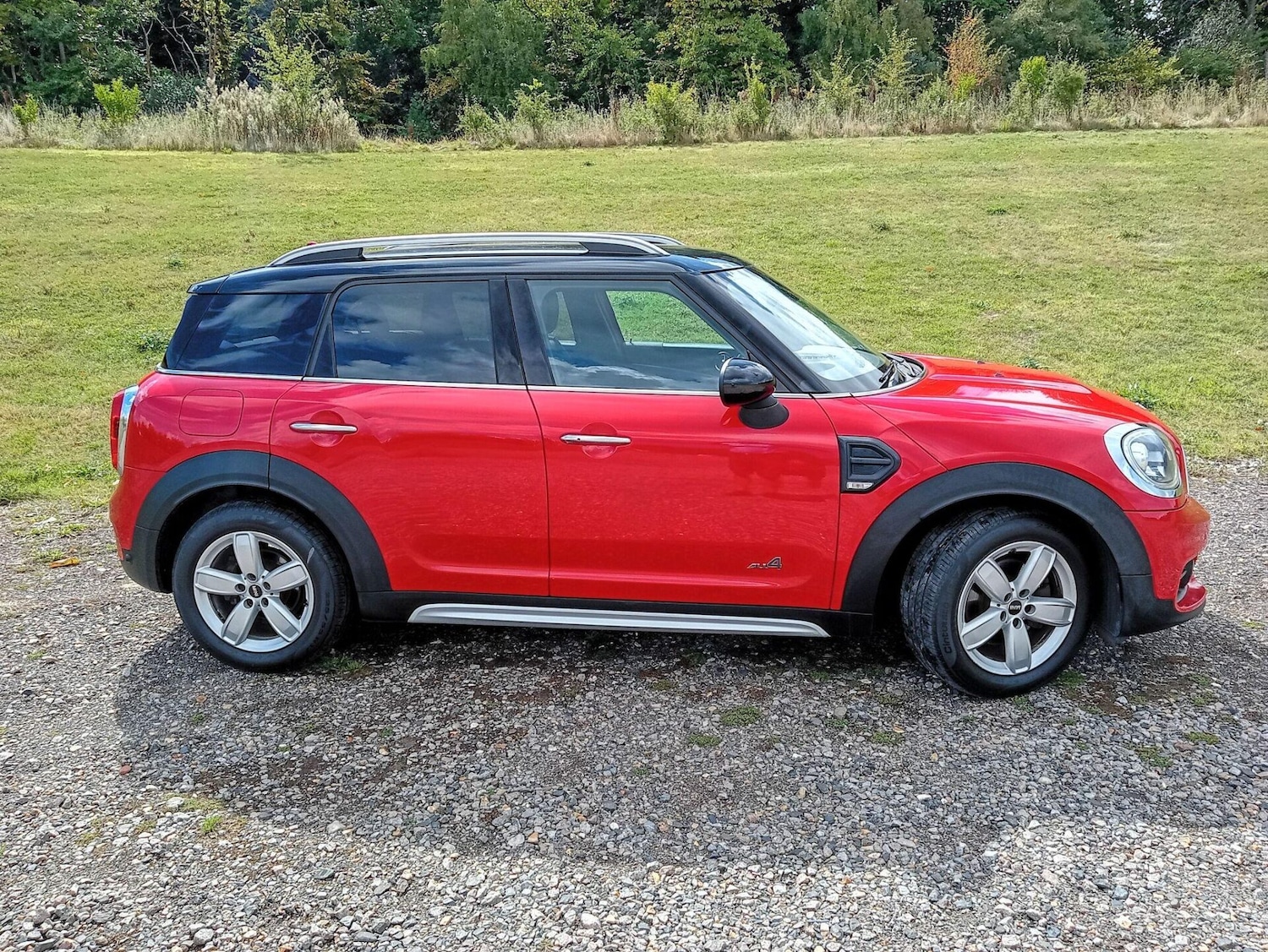 Used MINI Countryman 2017 for sale - 76716020: Photo 2