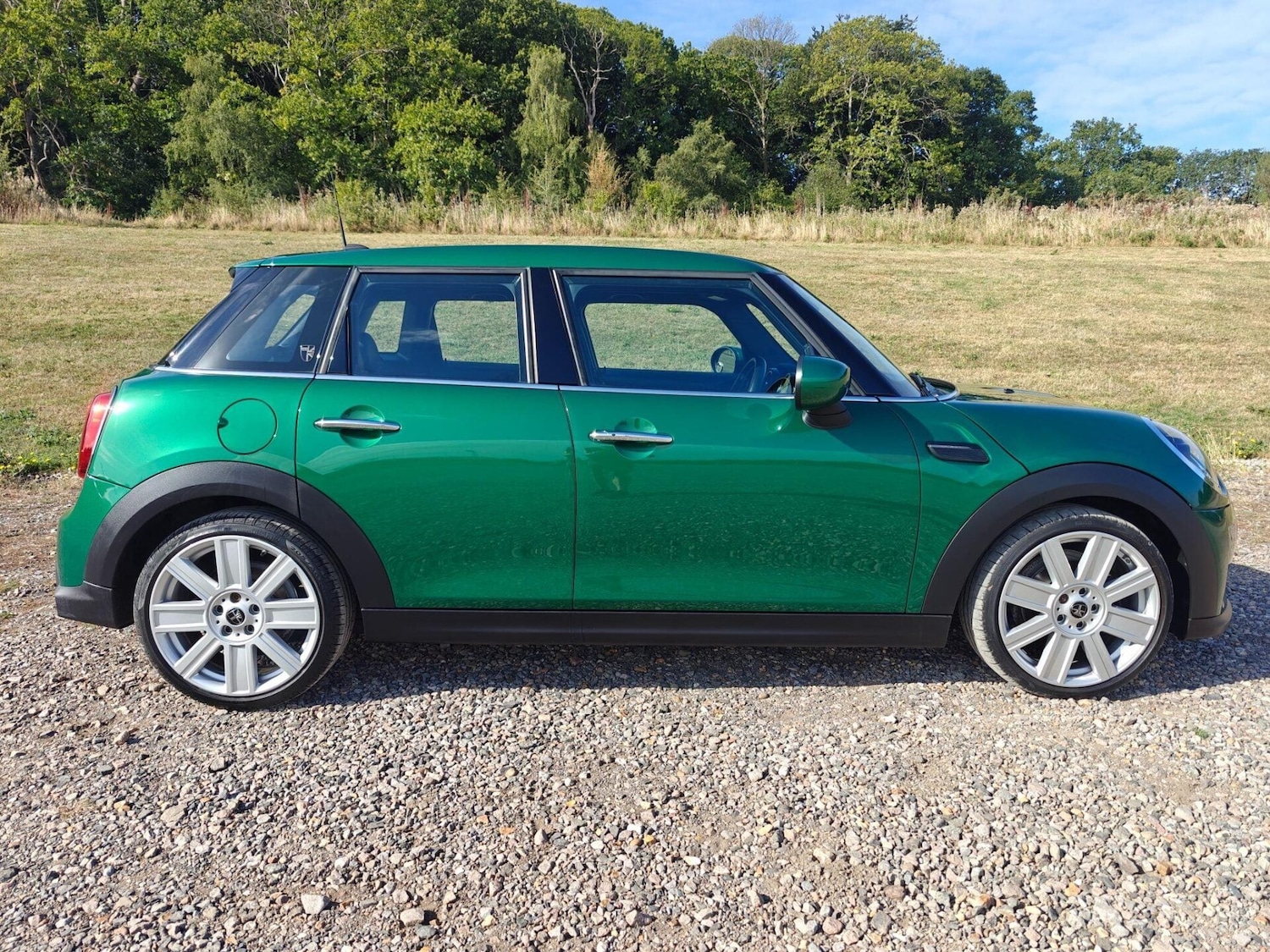 Used MINI Hatch 2021 for sale - 76716022: Photo 2