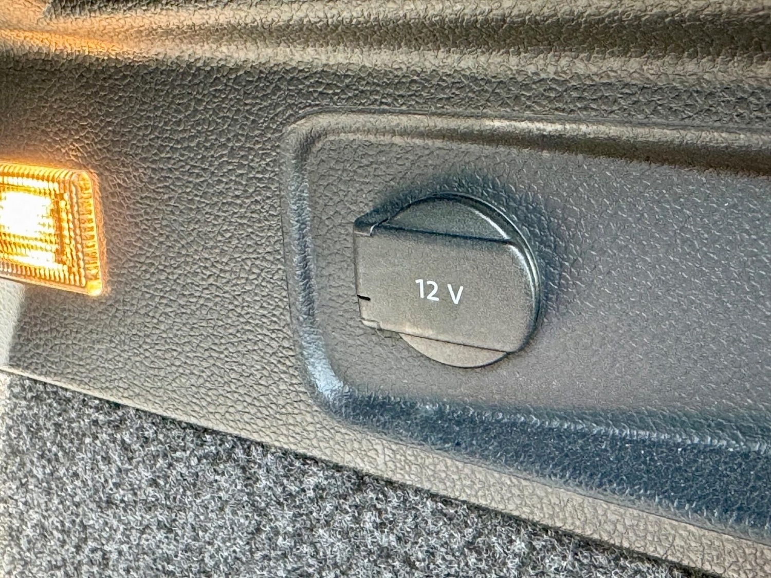 Used Volkswagen Scirocco 2016 for sale - 76716030: Photo 22