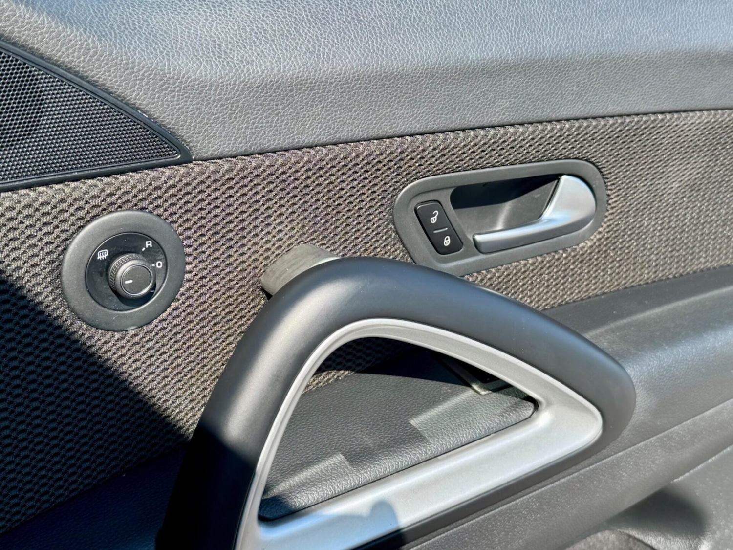 Used Volkswagen Scirocco 2016 for sale - 76716030: Photo 31