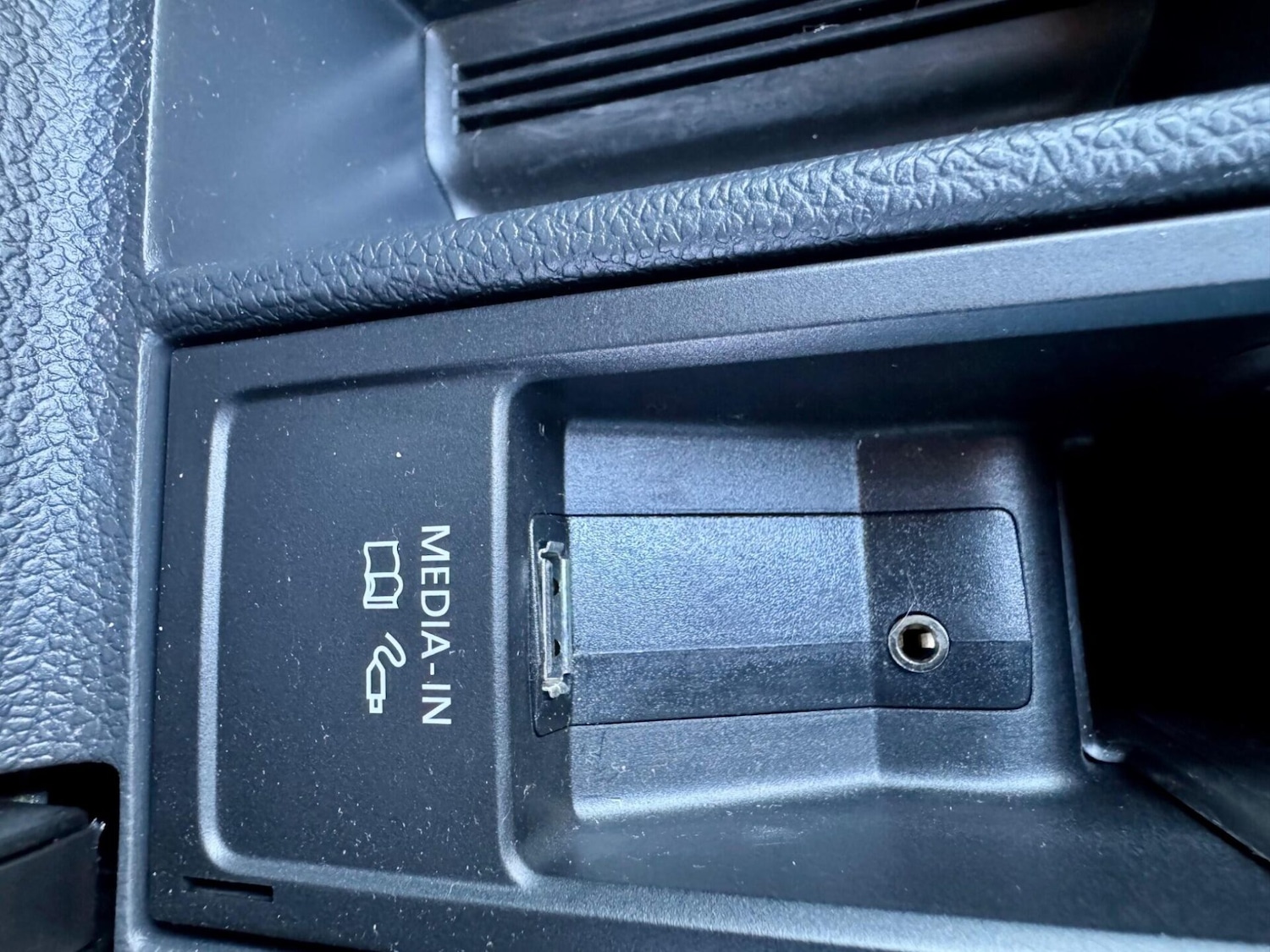 Used Volkswagen Scirocco 2016 for sale - 76716030: Photo 52