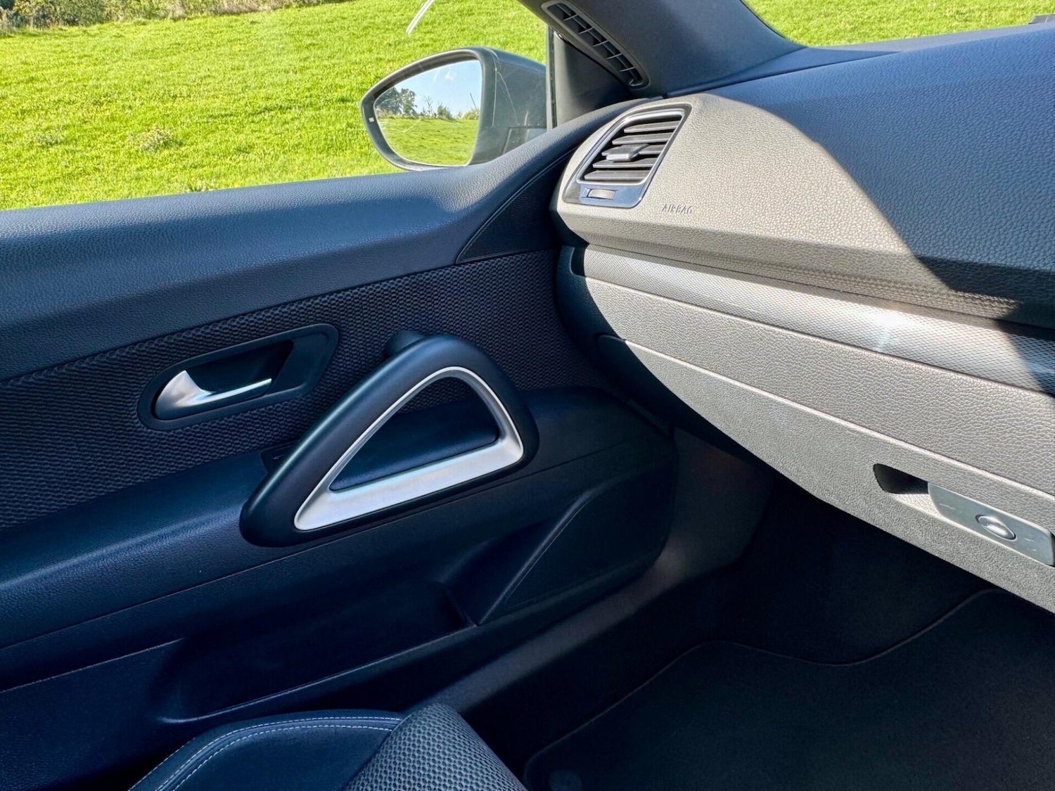 Used Volkswagen Scirocco 2016 for sale - 76716030: Photo 57