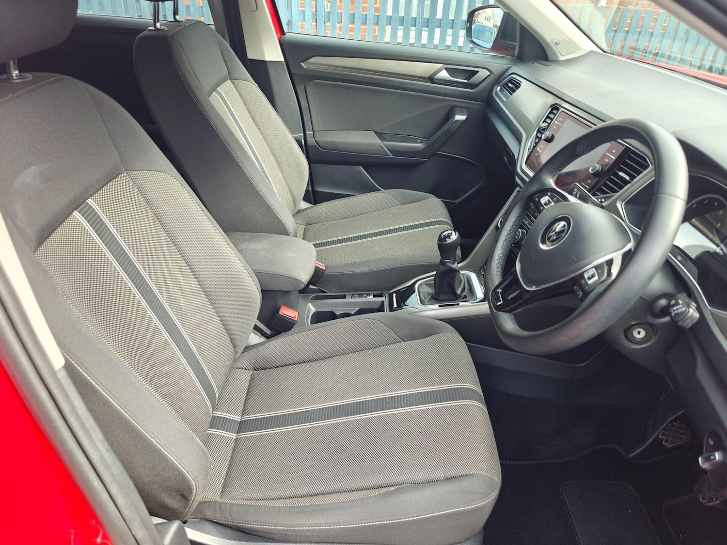 Used Volkswagen T-Roc 2021 for sale - 76716017: Photo 17