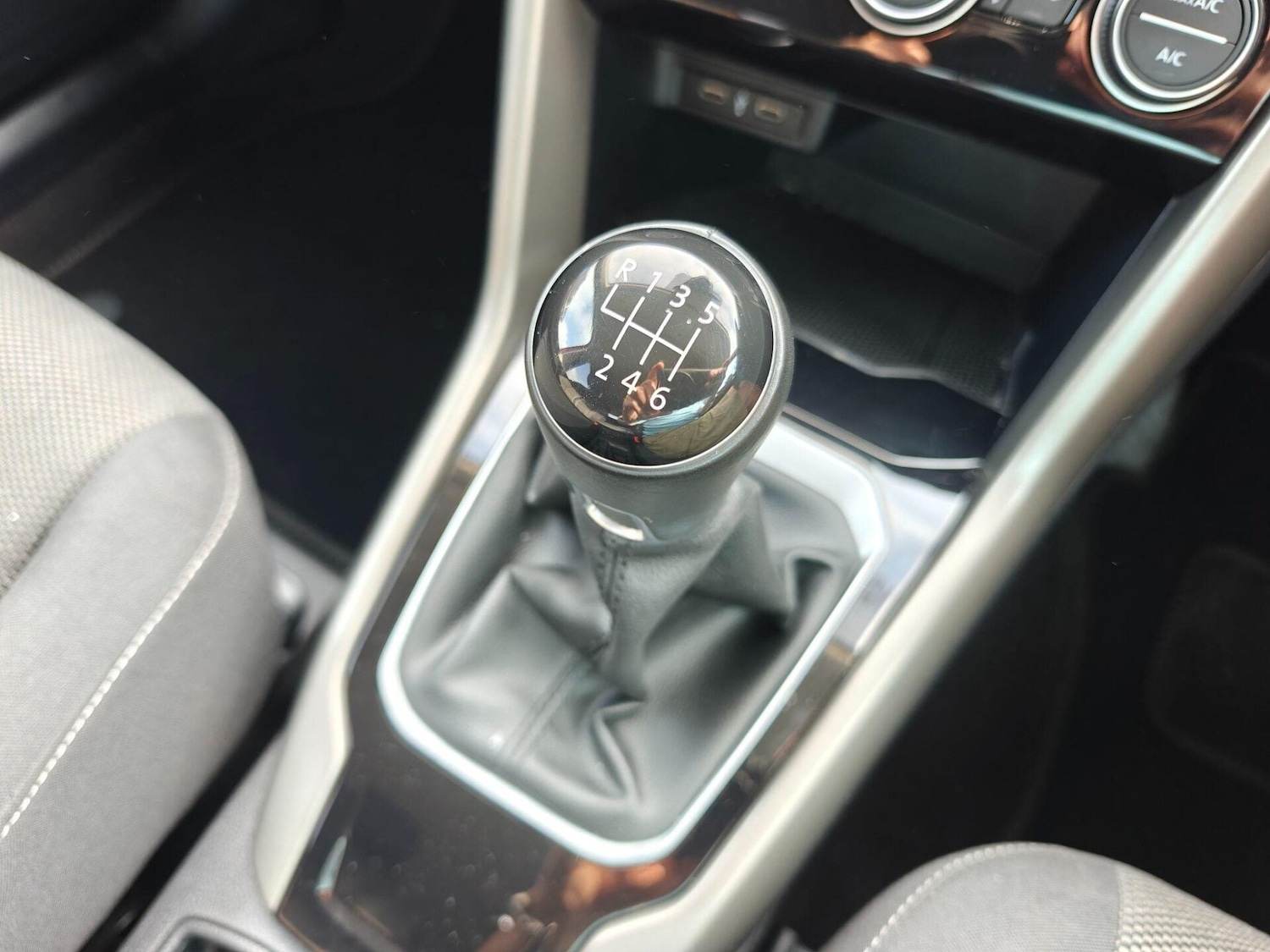 Used Volkswagen T-Roc 2021 for sale - 76716017: Photo 38