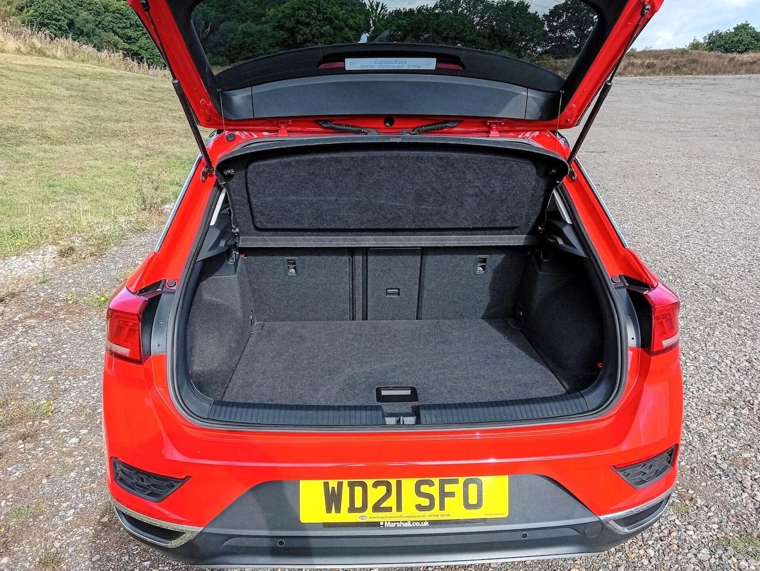 Used Volkswagen T-Roc 2021 for sale - 76716017: Photo 6