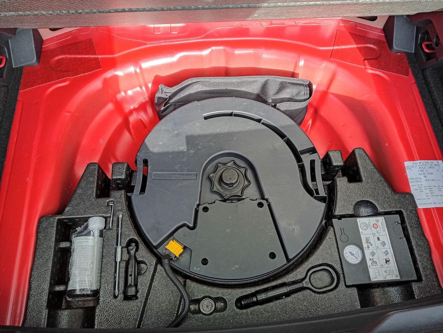 Used Volkswagen T-Roc 2021 for sale - 76716017: Photo 67