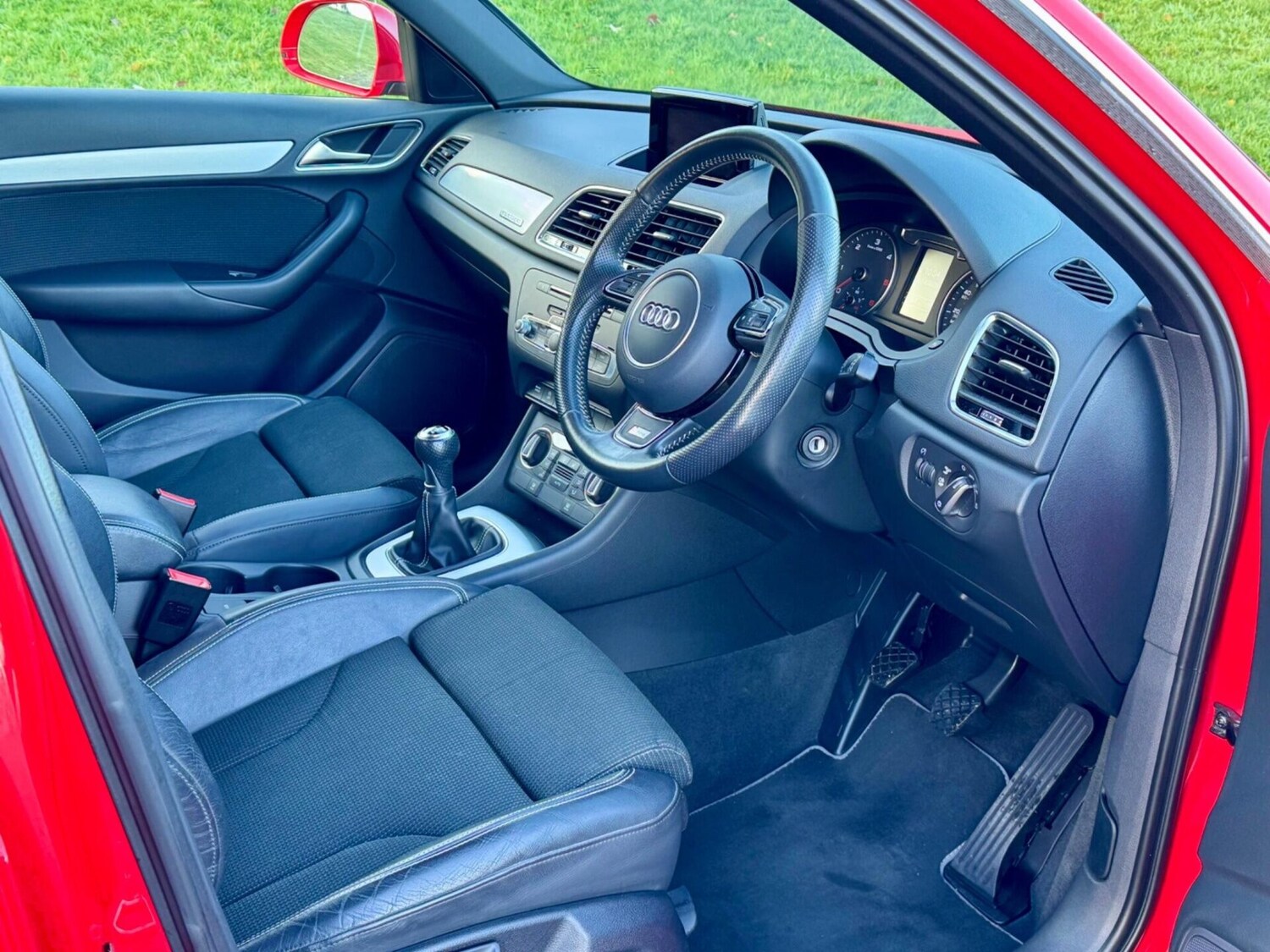 Used Audi Q3 2018 for sale - 76716045: Photo 16