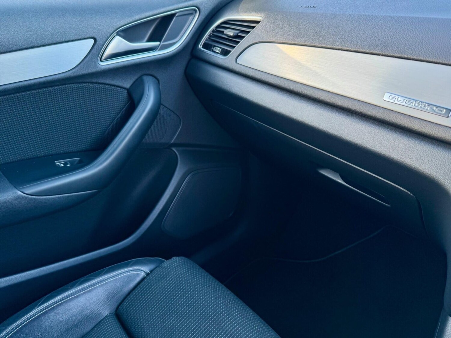 Used Audi Q3 2018 for sale - 76716045: Photo 45