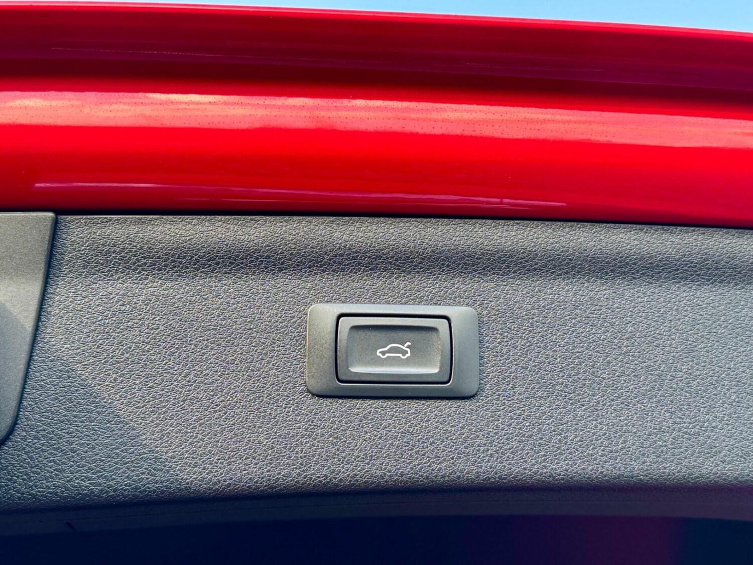 Used Audi Q3 2018 for sale - 76716045: Photo 69