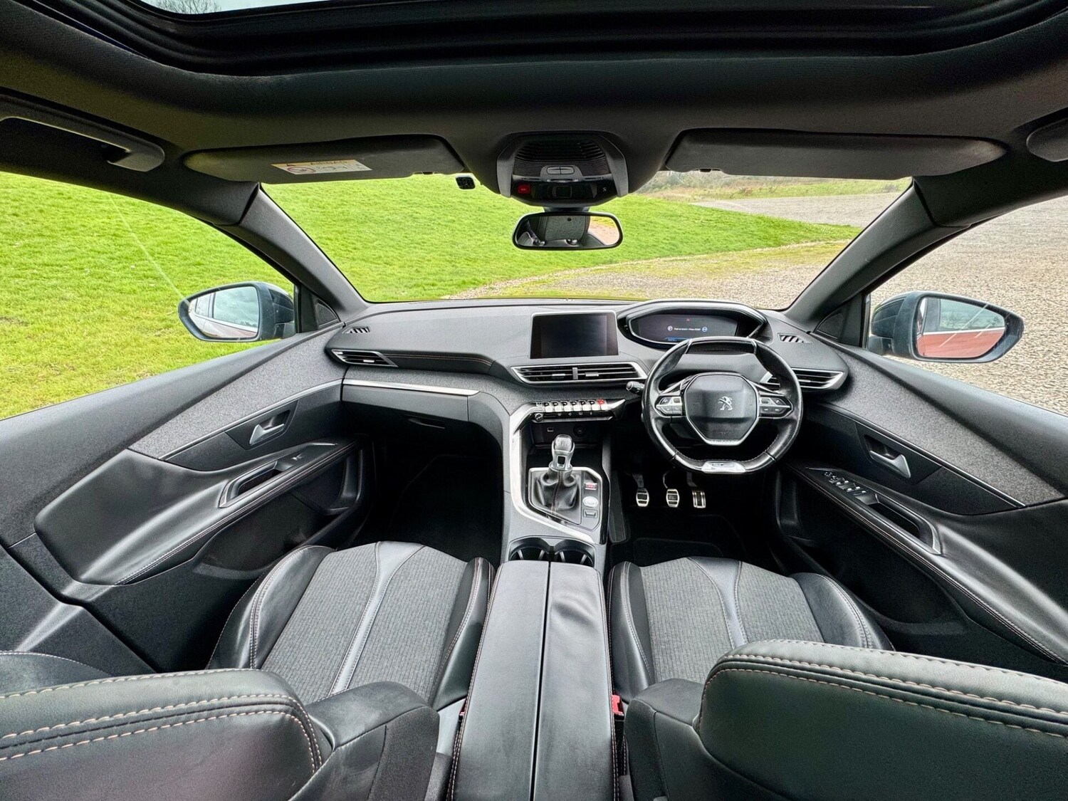 Used Peugeot 3008 2017 for sale - 77890750: Photo 19