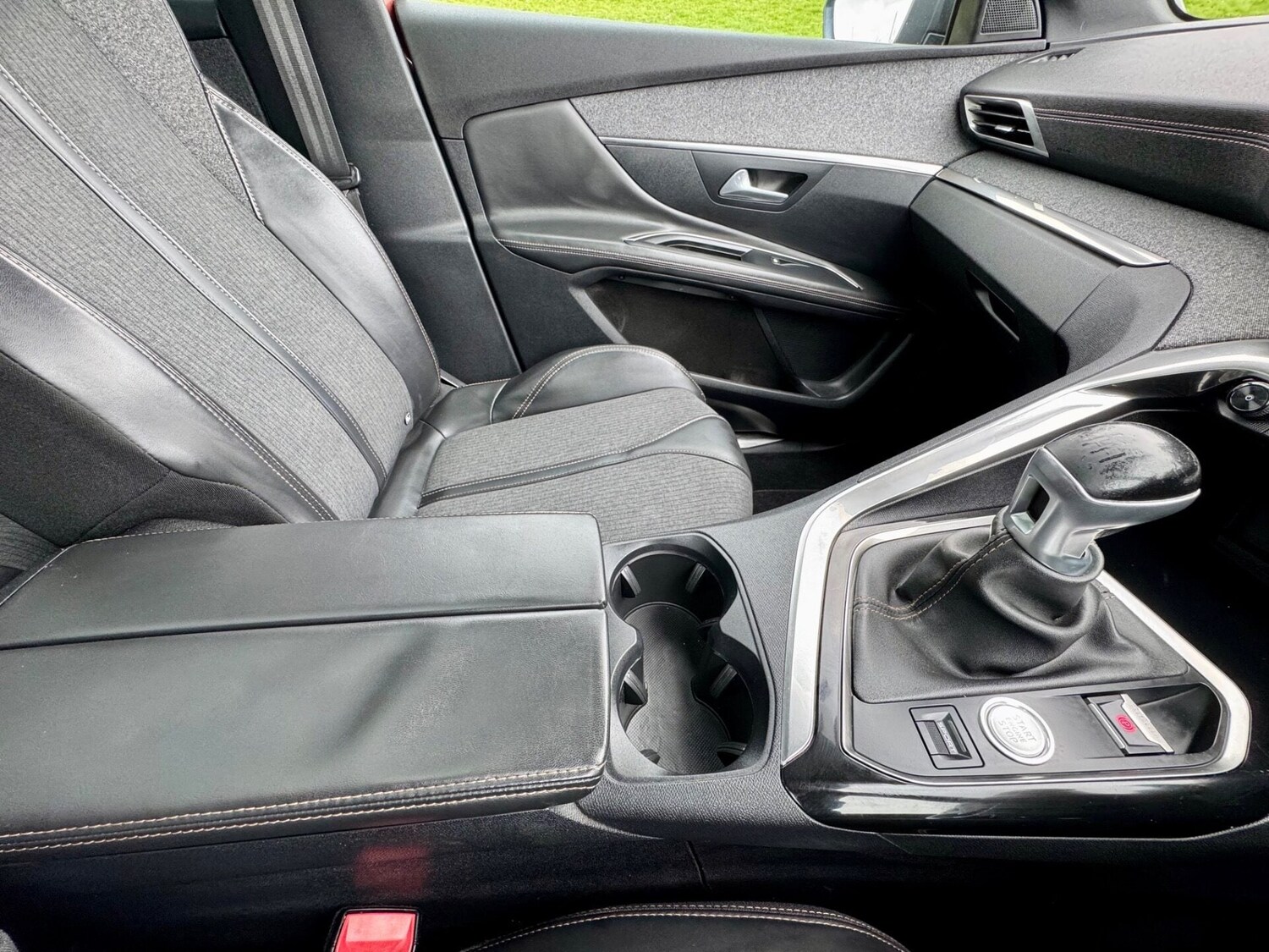 Used Peugeot 3008 2017 for sale - 77890750: Photo 37