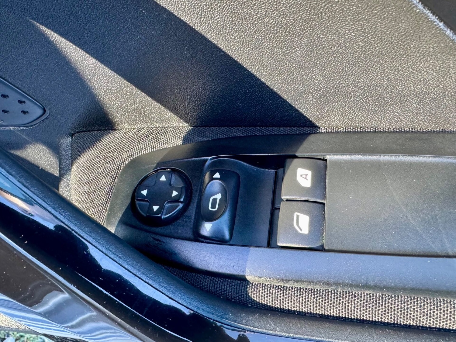 Used Peugeot 208 2016 for sale - 77249769: Photo 15