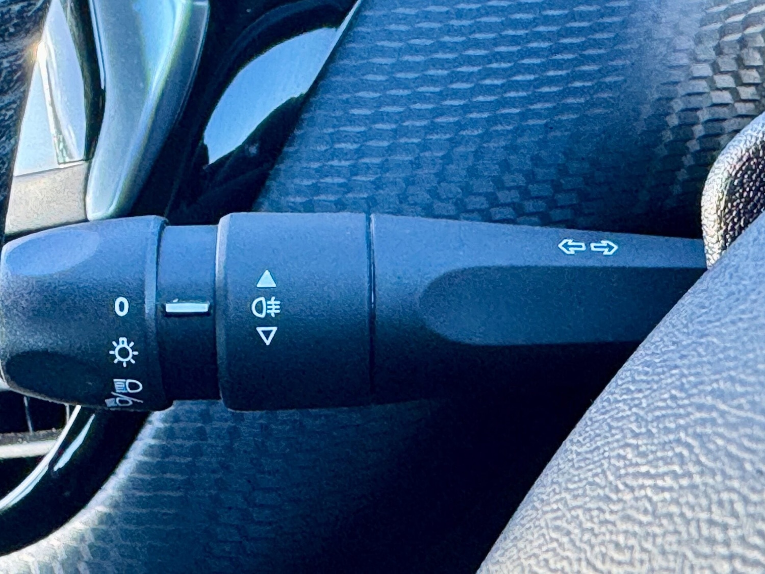 Used Peugeot 208 2016 for sale - 77249769: Photo 21