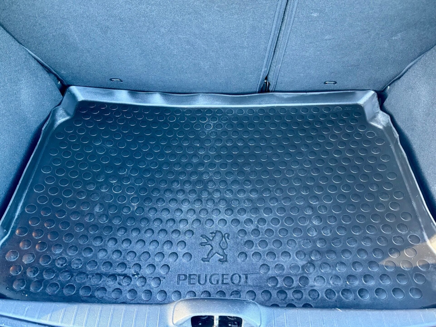 Used Peugeot 208 2016 for sale - 77249769: Photo 50