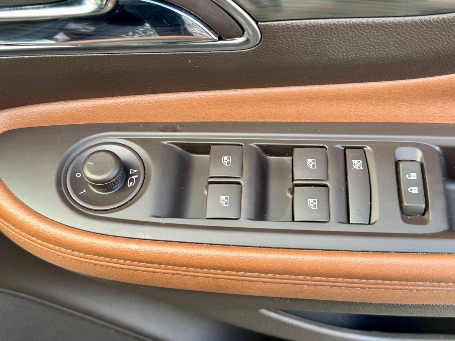 Used Vauxhall Mokka 2016 for sale - 77820352: Photo 18